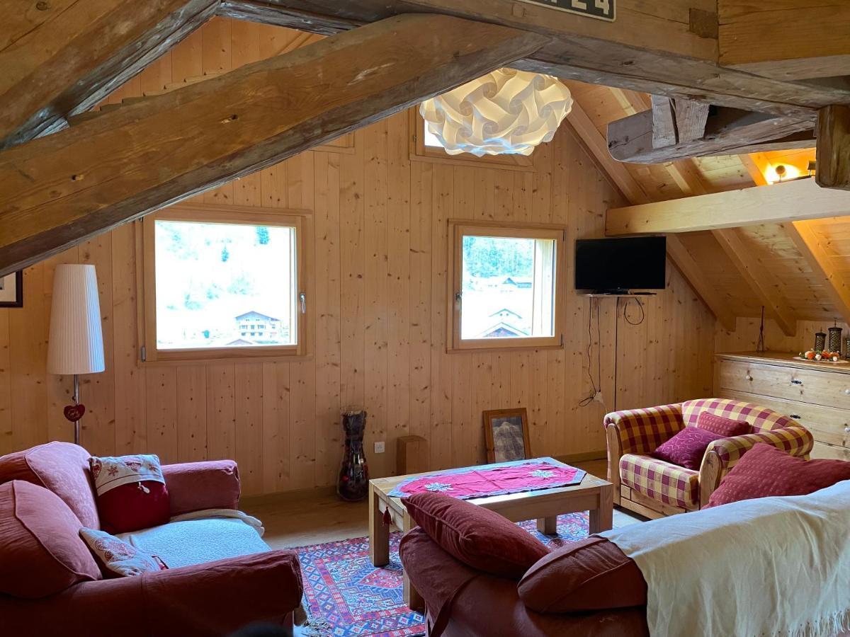 Le Bel Appartement De Montagne Bellevaux Exteriör bild
